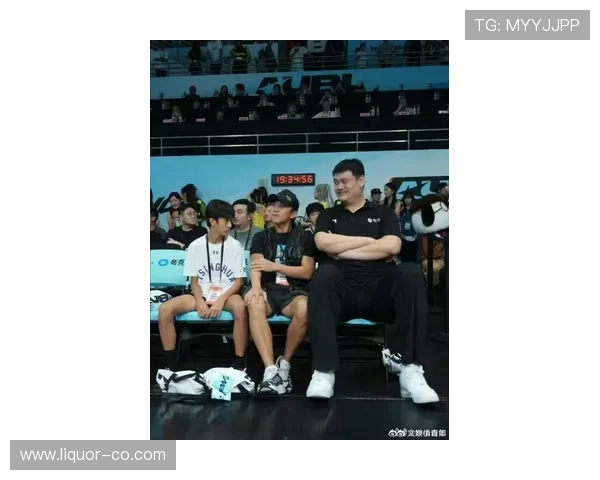 梦之队携手姚明共创辉煌篮球传奇展现中国力量与团结精神